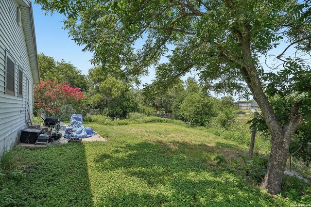 211 Rivertree, San Antonio, TX 78203