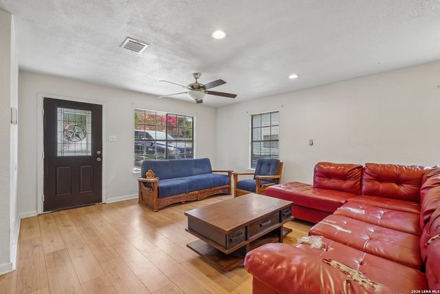 211 Rivertree, San Antonio, TX 78203