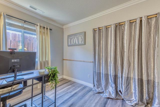 1066 Eagle Drive, Salinas, CA 93905