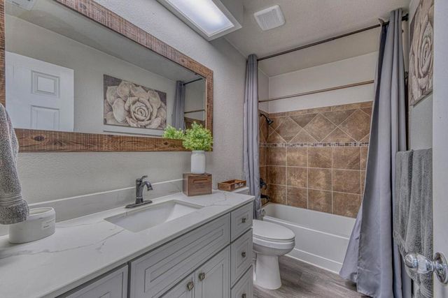 1066 Eagle Drive, Salinas, CA 93905