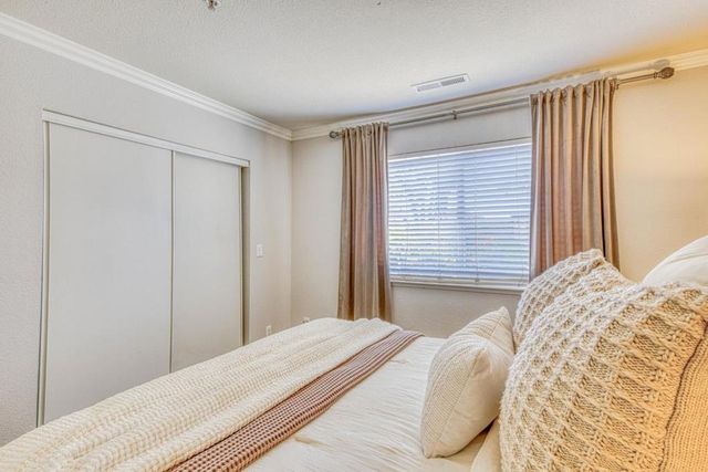 1066 Eagle Drive, Salinas, CA 93905