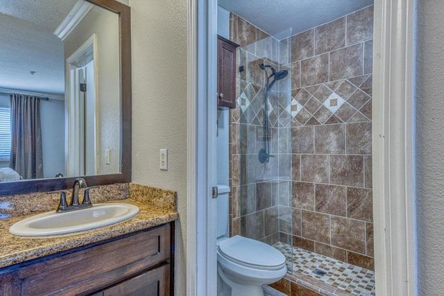 1066 Eagle Drive, Salinas, CA 93905