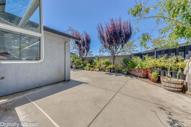 1066 Eagle Drive, Salinas, CA 93905