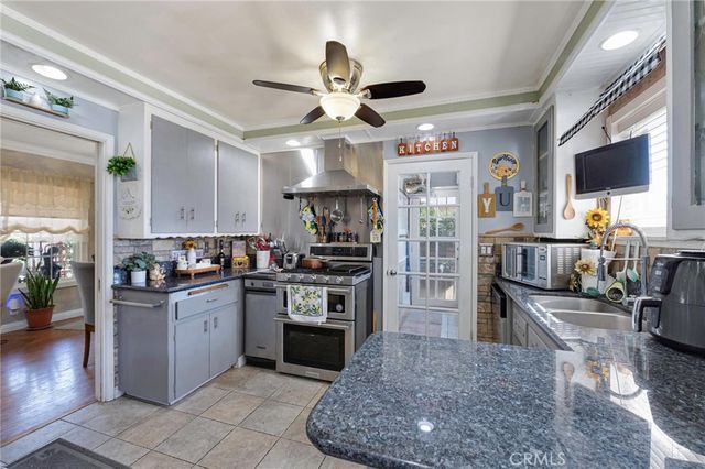 1429 E Rosewood Avenue, Anaheim, CA 92805