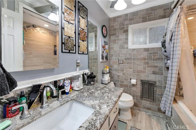 1429 E Rosewood Avenue, Anaheim, CA 92805