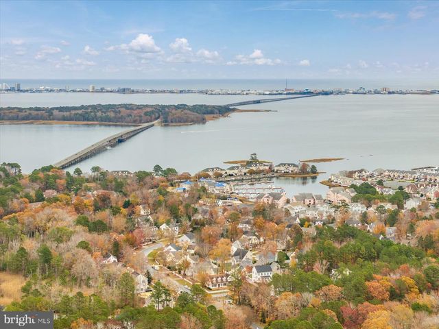 4 DOG LEG CT, Berlin, MD 21811