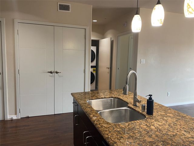 1100 W Trinity Mills Road 4046, Carrollton, TX 75006