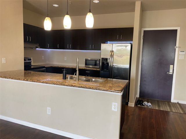 1100 W Trinity Mills Road 4046, Carrollton, TX 75006