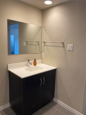 1100 W Trinity Mills Road 4046, Carrollton, TX 75006