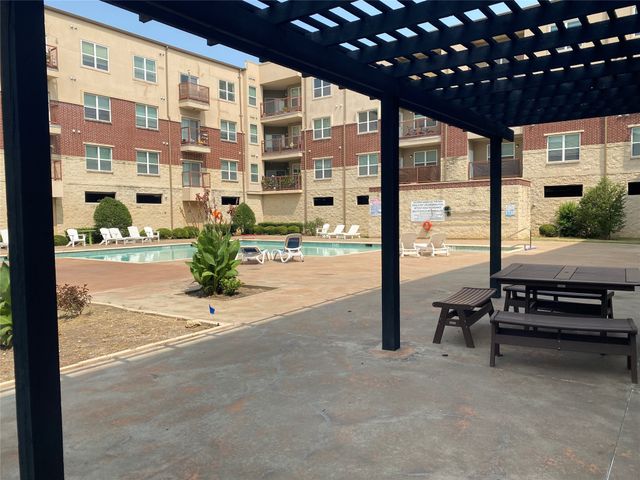 1100 W Trinity Mills Road 4046, Carrollton, TX 75006