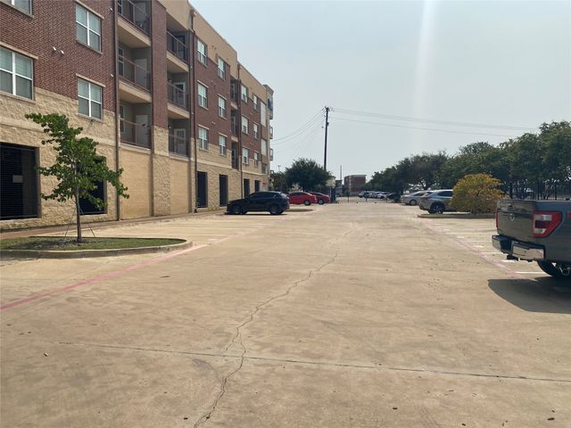 1100 W Trinity Mills Road 4046, Carrollton, TX 75006