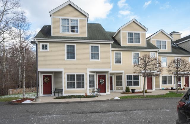 793 Federal Road 3, Brookfield, CT 06804