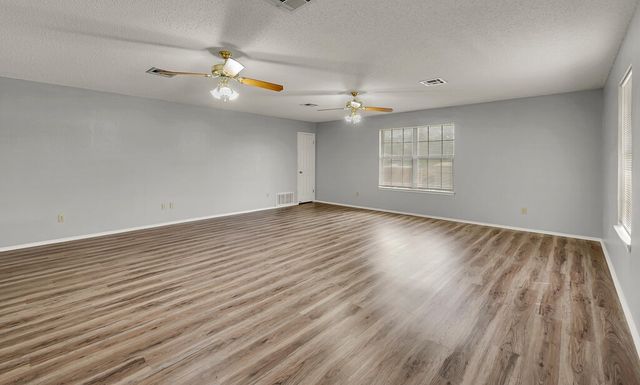 233 Thompson Circle, Lorena, TX 76655