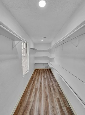 233 Thompson Circle, Lorena, TX 76655