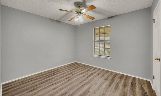 233 Thompson Circle, Lorena, TX 76655