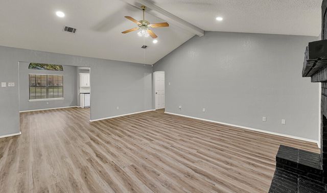 233 Thompson Circle, Lorena, TX 76655