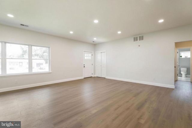 209 PARKINSON AVE, Hamilton, NJ 08610