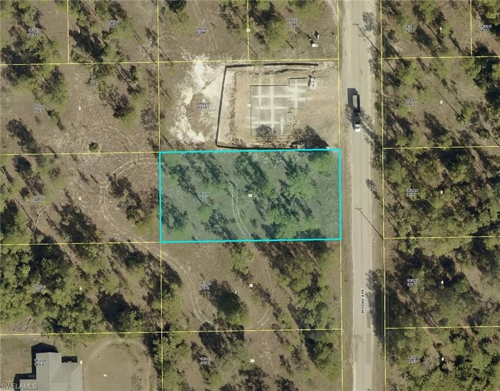 119 Moore AVE, Lehigh Acres, FL 33936