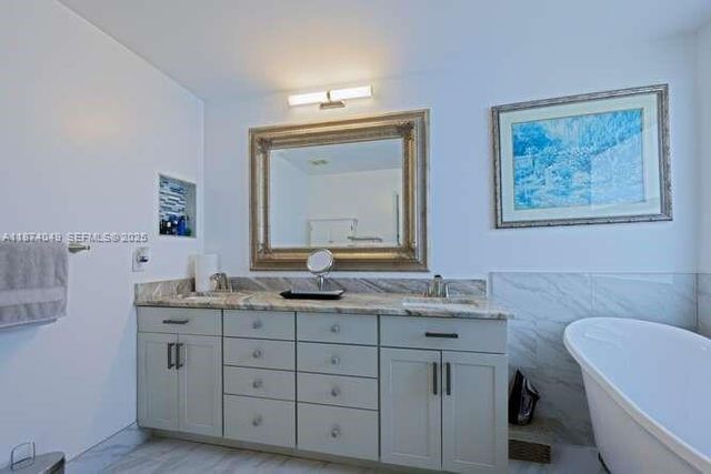 9770 Scribner Lane, Wellington, FL 33414