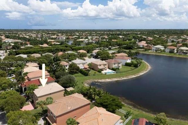 9770 Scribner Lane, Wellington, FL 33414