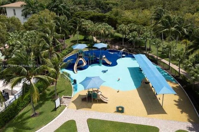9770 Scribner Lane, Wellington, FL 33414