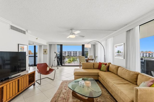 115 Lakeshore Drive 448, North Palm Beach, FL 33408