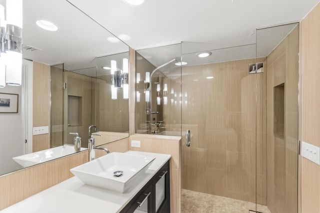 115 Lakeshore Drive 448, North Palm Beach, FL 33408