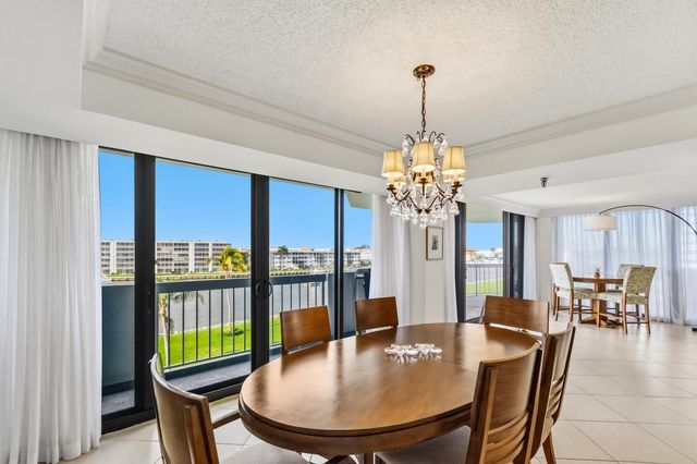 115 Lakeshore Drive 448, North Palm Beach, FL 33408