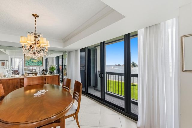 115 Lakeshore Drive 448, North Palm Beach, FL 33408