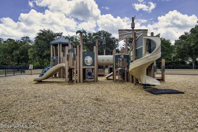 650 S LOOP Parkway, St. Augustine, FL 32095