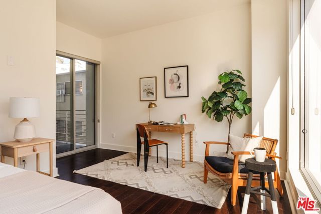 6735 Yucca Street 209, Los Angeles, CA 90028