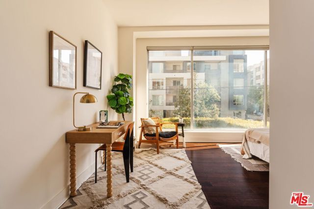 6735 Yucca Street 209, Los Angeles, CA 90028