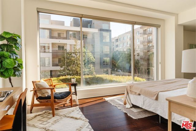 6735 Yucca Street 209, Los Angeles, CA 90028