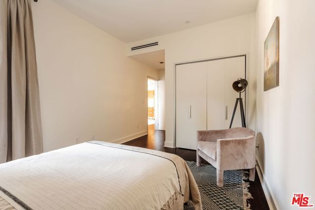 6735 Yucca Street 209, Los Angeles, CA 90028