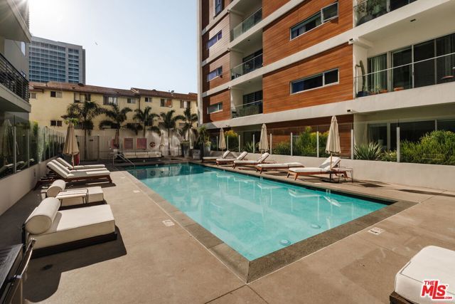 6735 Yucca Street 209, Los Angeles, CA 90028