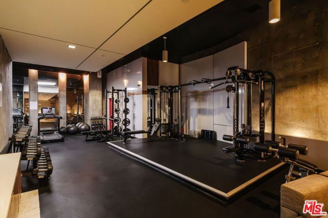 6735 Yucca Street 209, Los Angeles, CA 90028