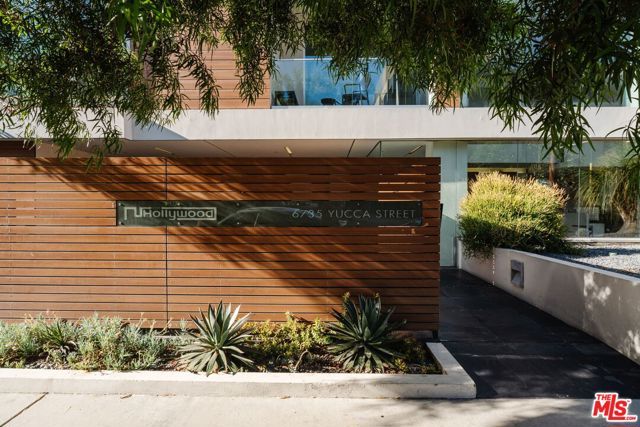6735 Yucca Street 209, Los Angeles, CA 90028