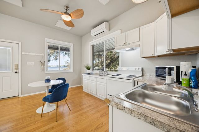 13680 Williams Road, Azle, TX 76020