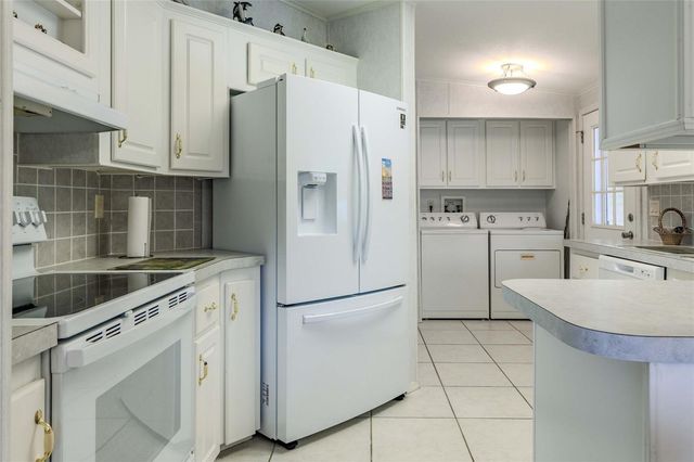 2100 KINGS HIGHWAY 390, Port Charlotte, FL 33980