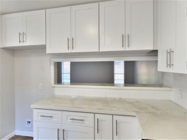 606 Golfview Drive, Richmond, TX 77469