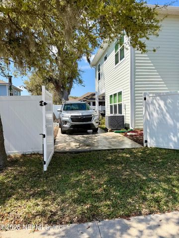 2258 SANDY BAY Lane, Jacksonville, FL 32233