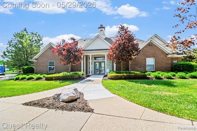 16839 Dover Drive 140, Northville, MI 48168