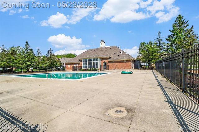 16839 Dover Drive 140, Northville, MI 48168