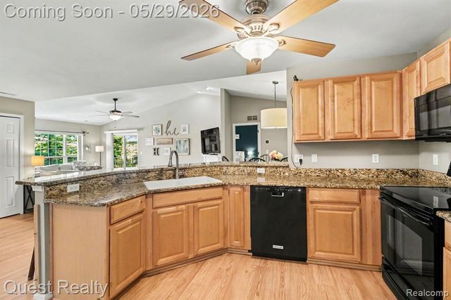 16839 Dover Drive 140, Northville, MI 48168