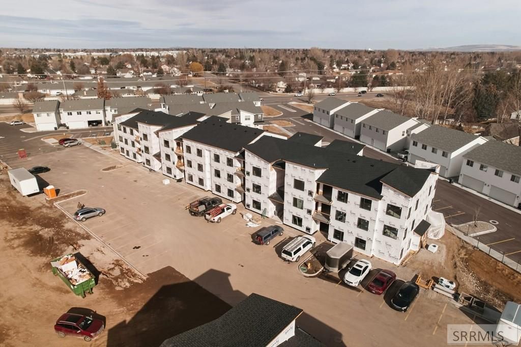 Image 16 of property listing at 796 E Sunnyside Road # 303, Idaho Falls, ID 83401