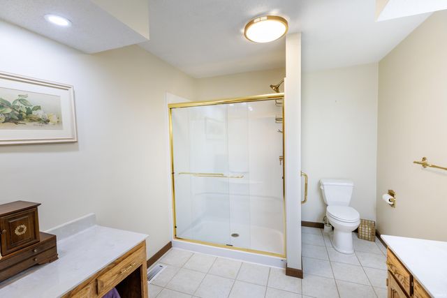 3165 Hazelwood Drive, Vincennes, IN 47591