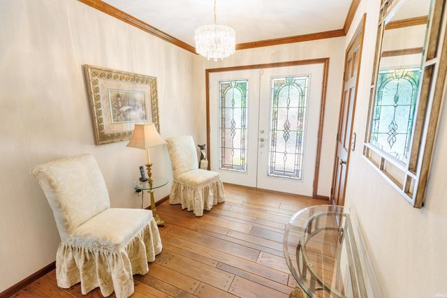 3165 Hazelwood Drive, Vincennes, IN 47591