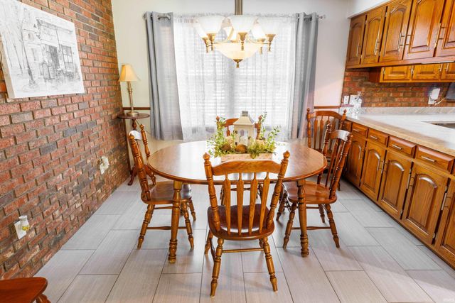 3165 Hazelwood Drive, Vincennes, IN 47591