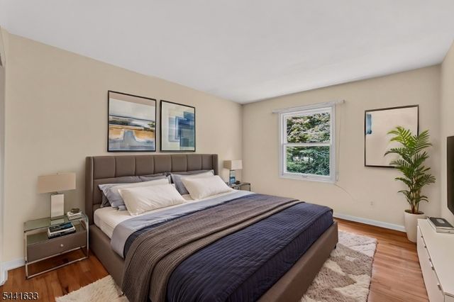 22 Forest Ln, Ewing Twp., NJ 08628
