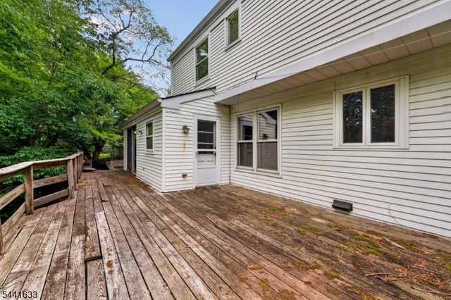22 Forest Ln, Ewing Twp., NJ 08628